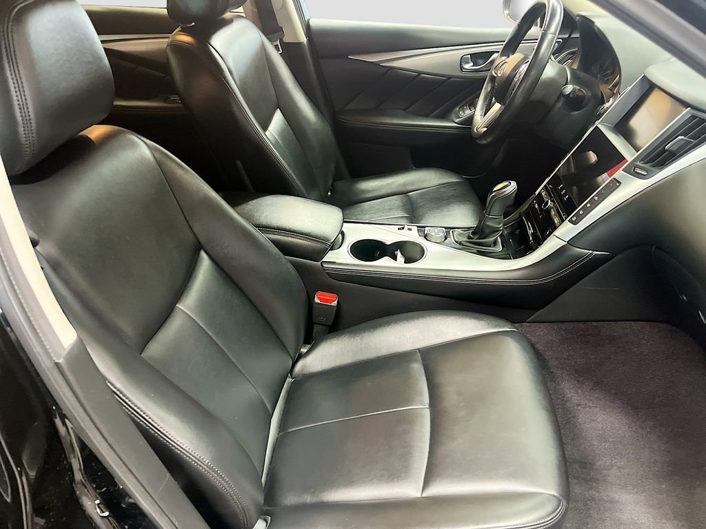 Used 2021 INFINITI Q50 Luxe w/ All Weather Package AWD/4WD image 28