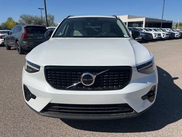 New 2026 Volvo XC40 B5 Plus w/ Climate Package AWD/4WD image 8