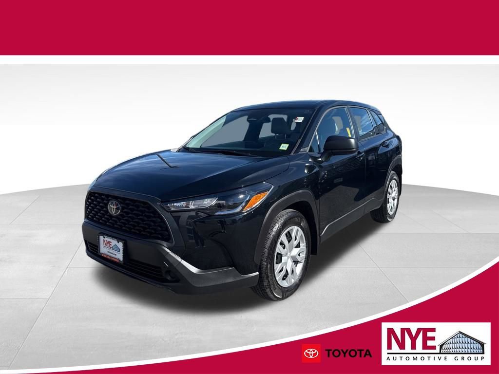 Used 2023 Toyota Corolla Cross L image 1