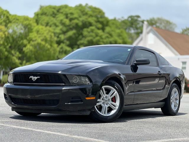 Used 2012 Ford Mustang Coupe RWD image 1