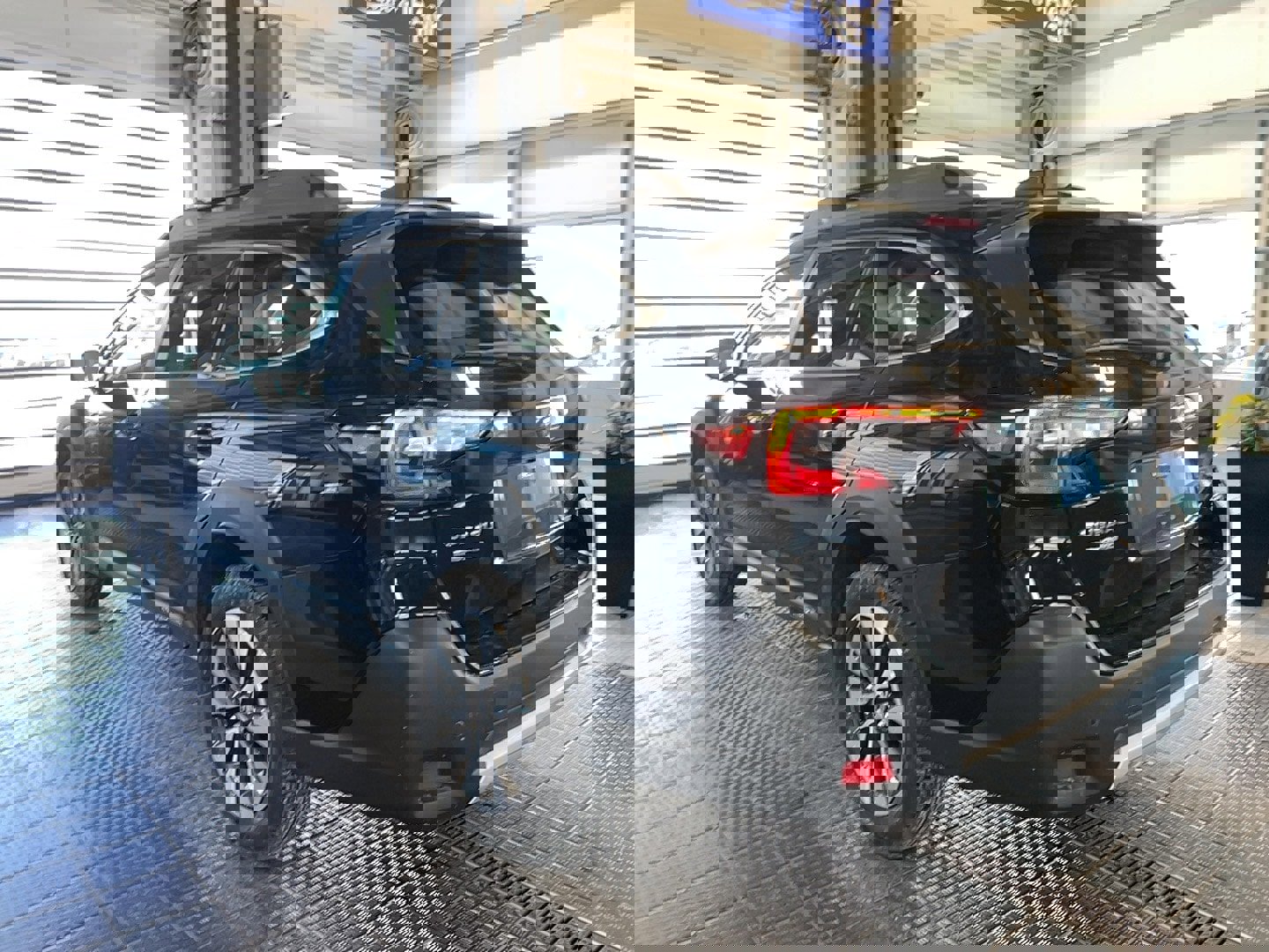 Used 2024 Subaru Outback Limited image 23