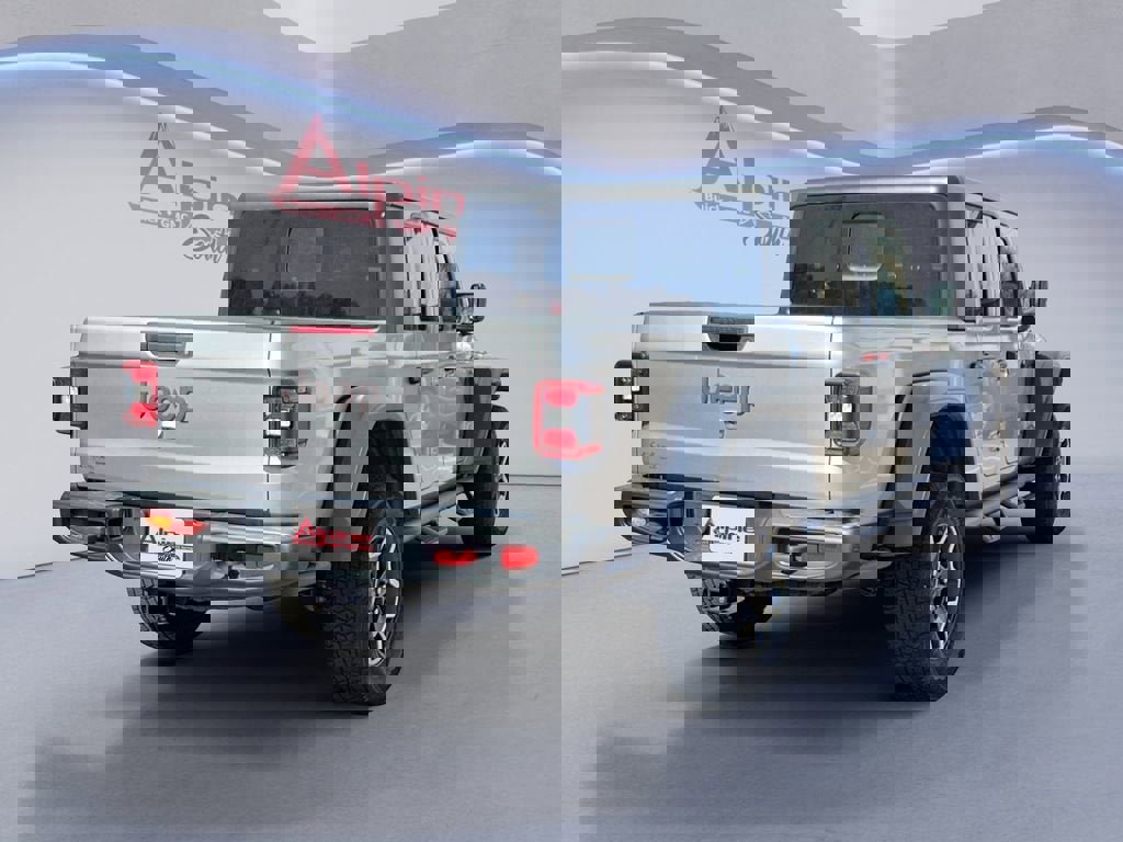 Used 2020 Jeep Gladiator Rubicon image 5