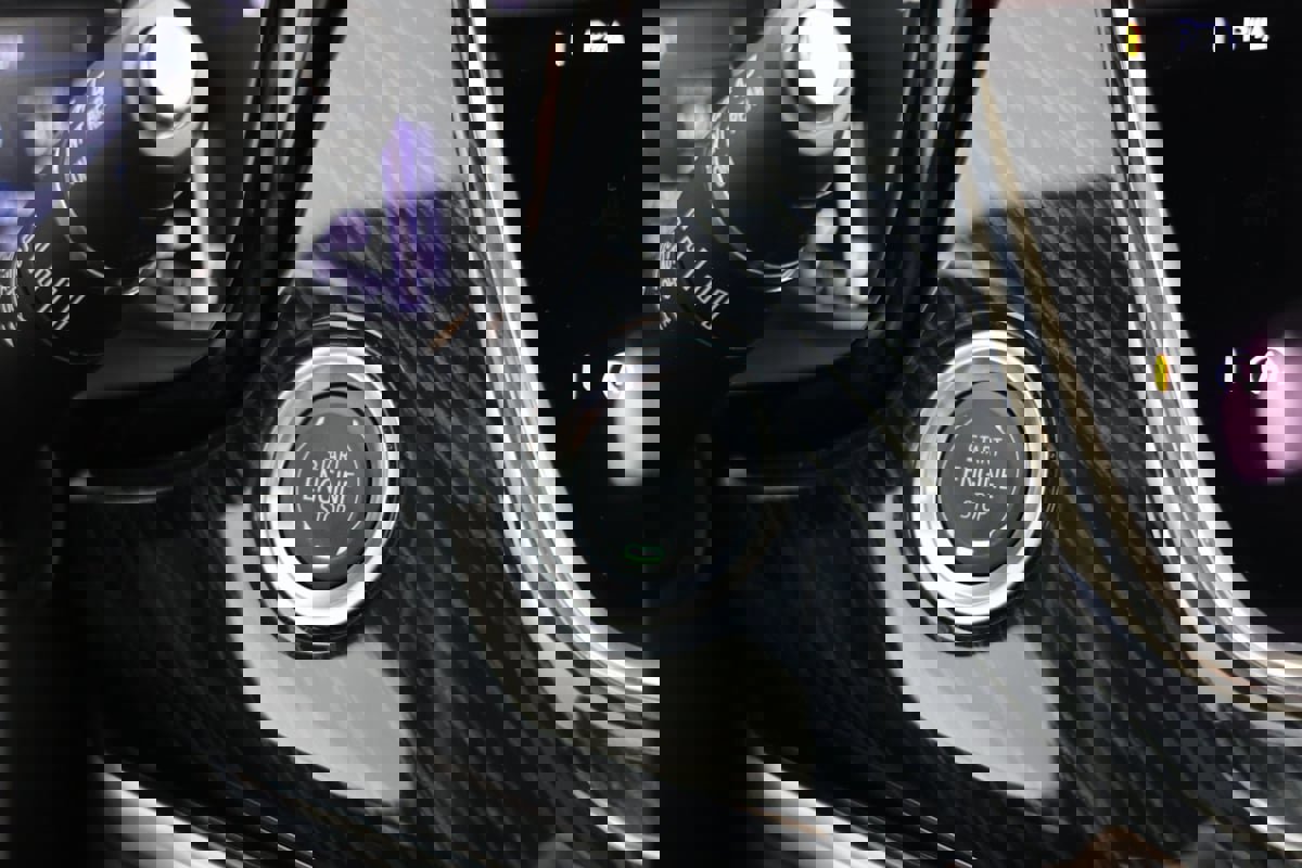 Used 2025 Cadillac XT6 Premium Luxury image 20