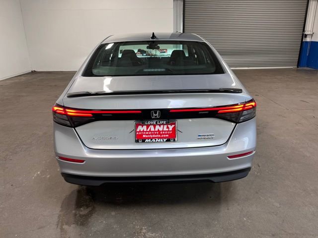 Used 2025 Honda Accord Sport image 4