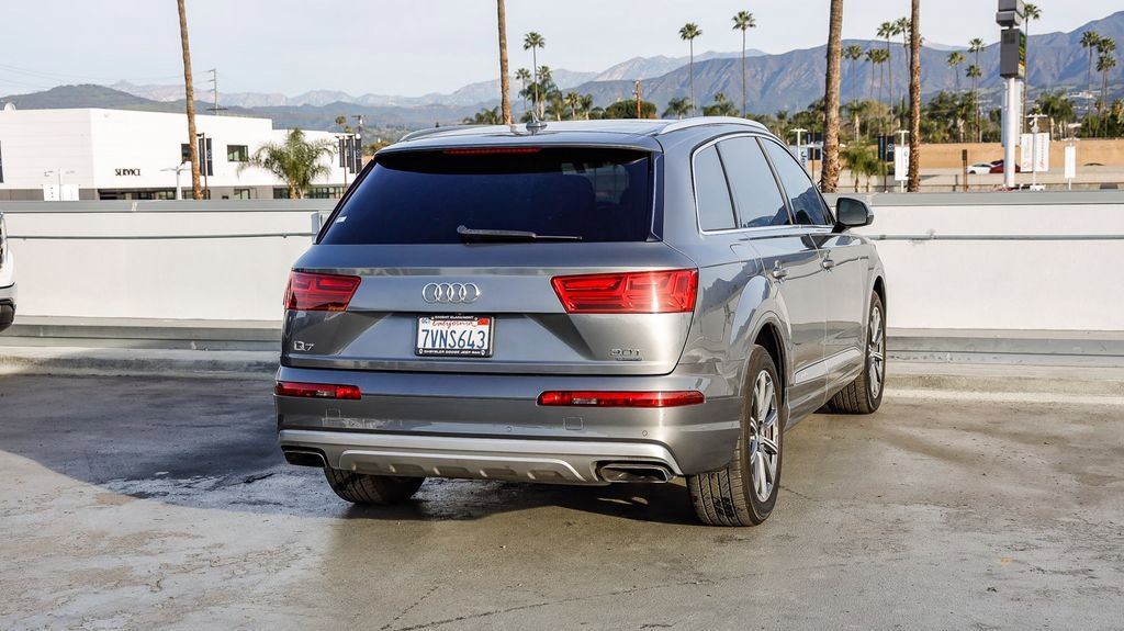 Used 2017 Audi Q7 3.0T Premium Plus image 9