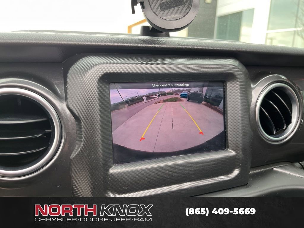 Used 2021 Jeep Wrangler Unlimited Sahara AWD/4WD image 12