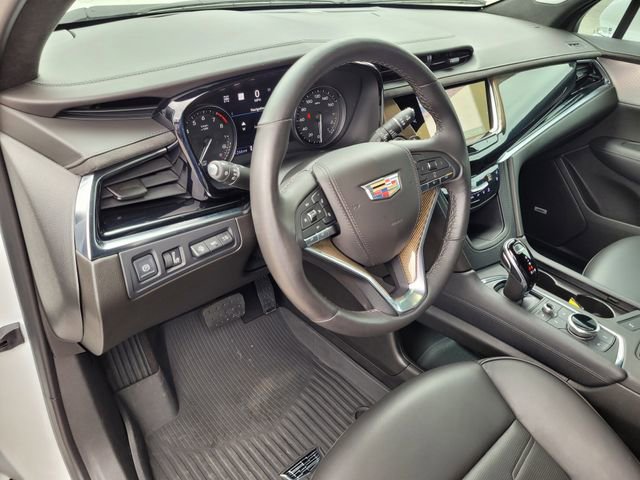 Used 2022 Cadillac XT6 Premium Luxury w/ Platinum Package AWD/4WD image 23