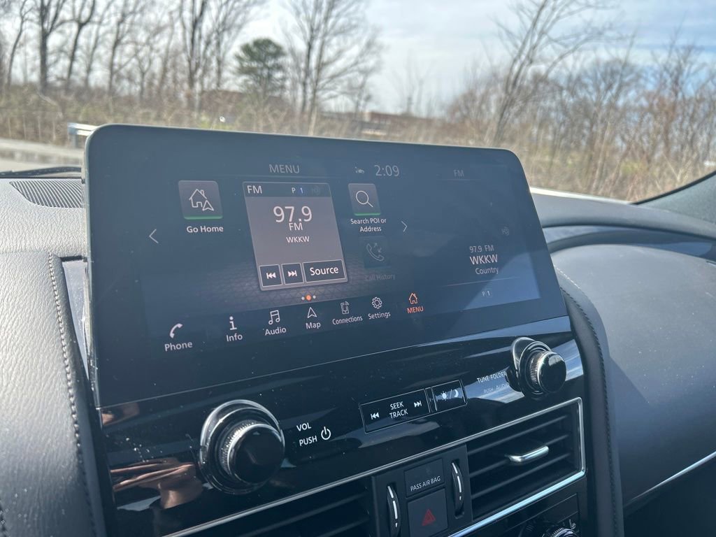 Used 2023 Nissan Armada SL w/ Midnight Edition Package image 29