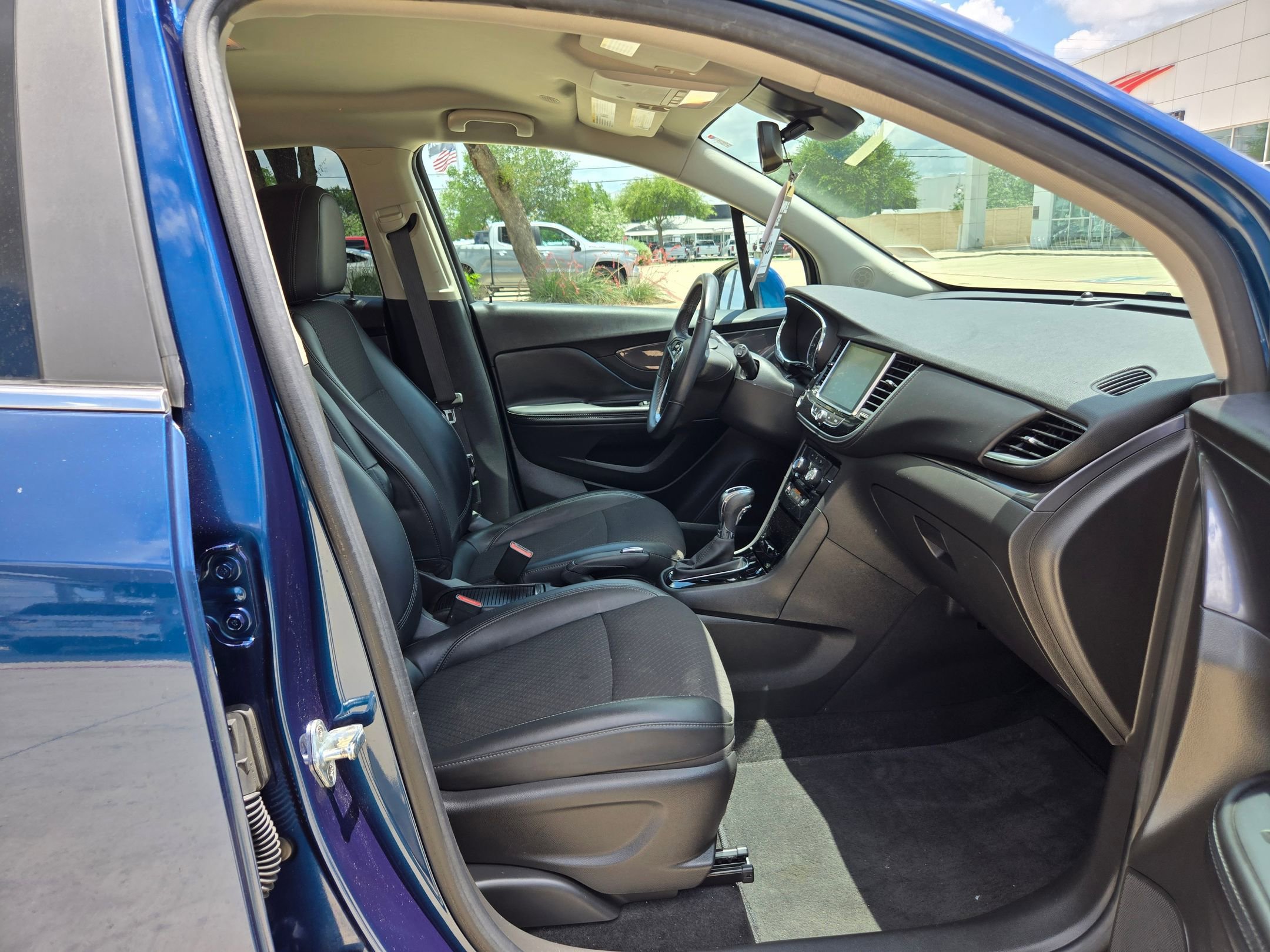 Certified 2019 Buick Encore Preferred FWD image 24