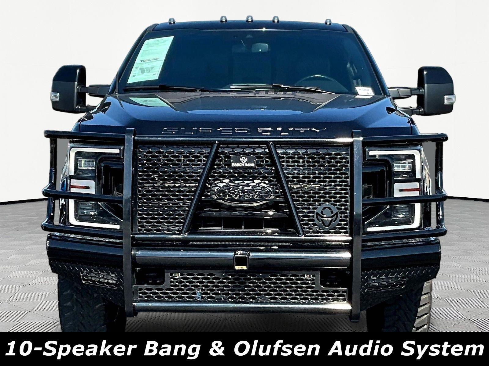 Used 2022 Ford F250 Lariat w/ Black Appearance Pkg AWD/4WD image 2