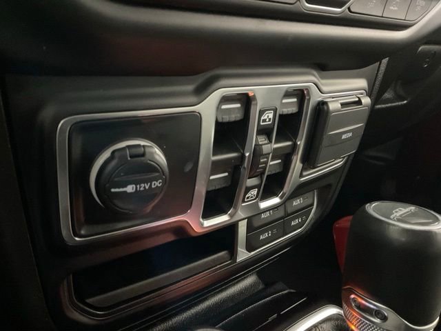 Used 2021 Jeep Gladiator Overland image 20