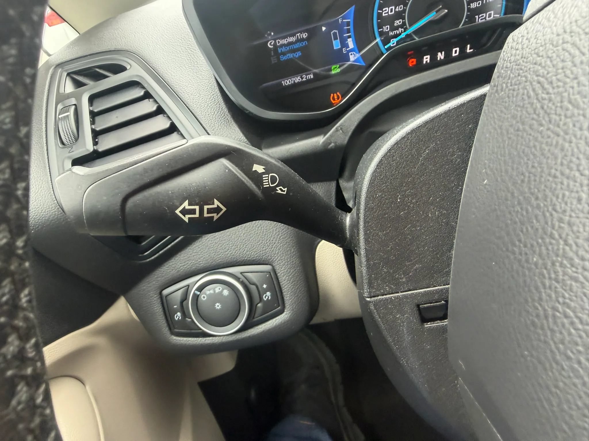 Used 2017 Ford C-MAX SE FWD image 18