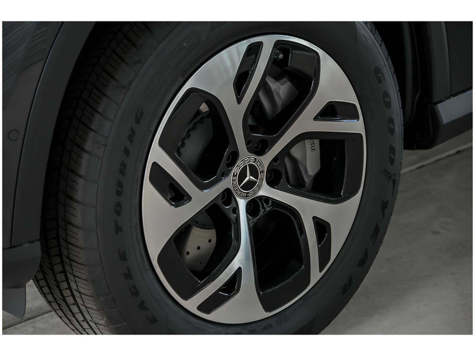 Certified 2026 Mercedes-Benz GLC 350e 4MATIC image 5