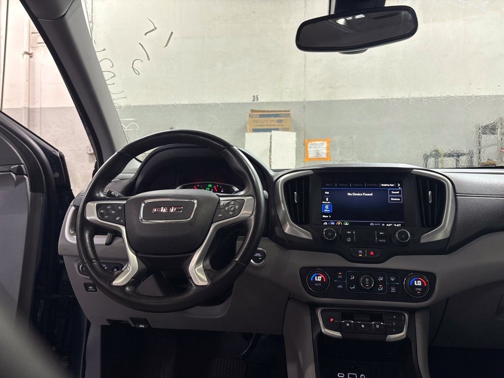 Used 2024 GMC Terrain SLT AWD/4WD image 21