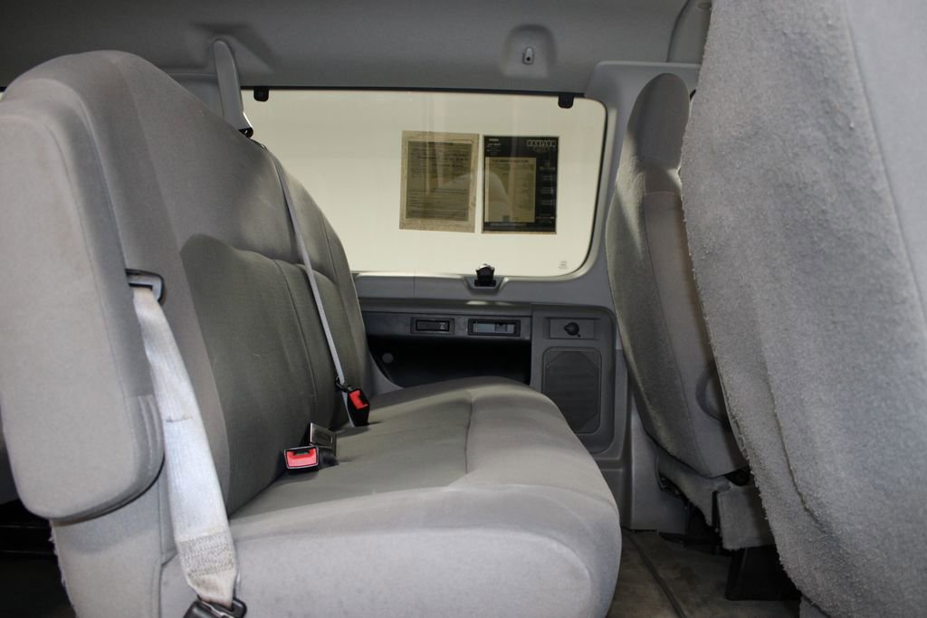 Used 2012 Ford E-350 and Econoline 350 XLT image 29