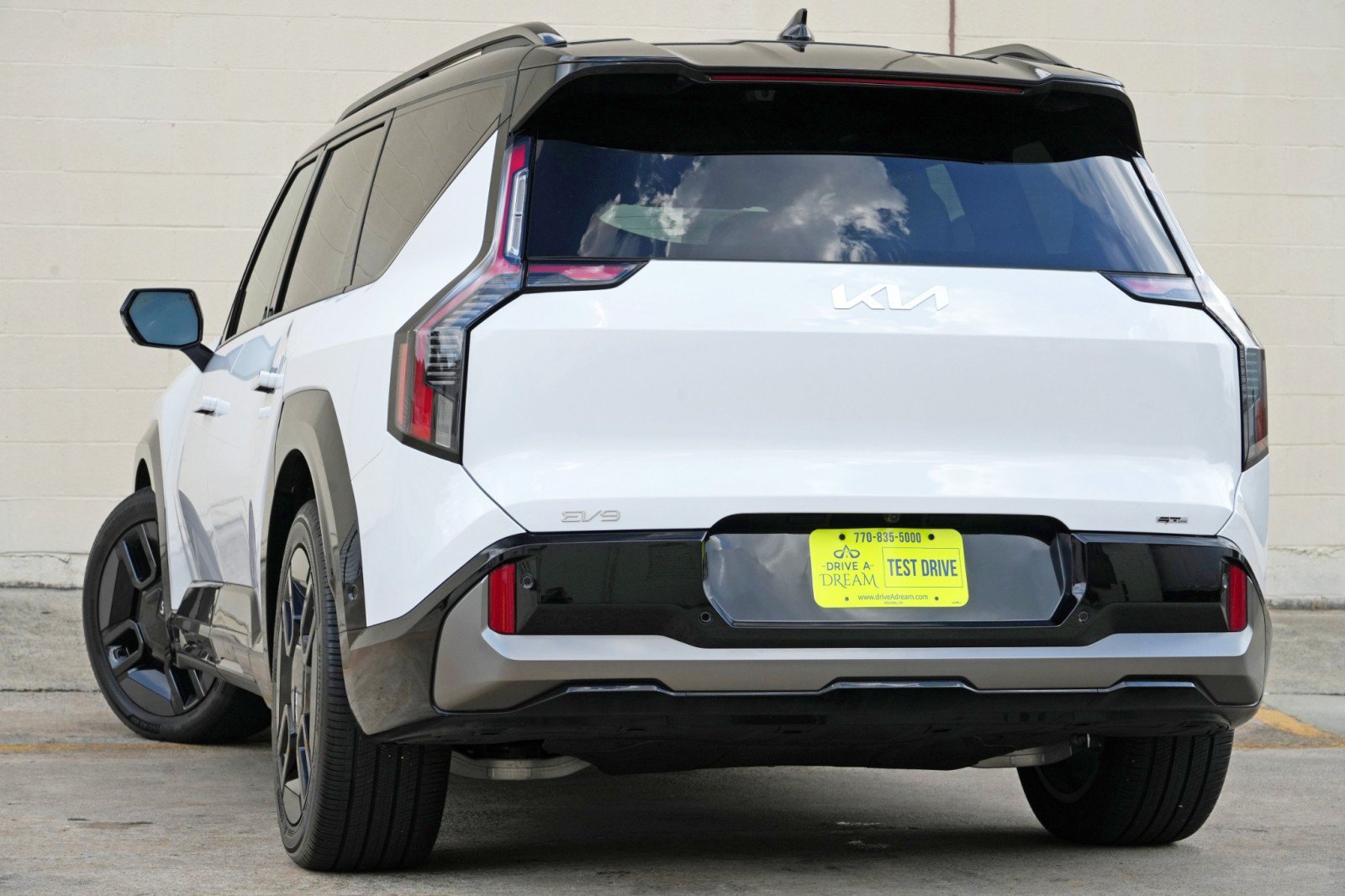 Used 2026 Kia EV9 GT-Line AWD/4WD image 6