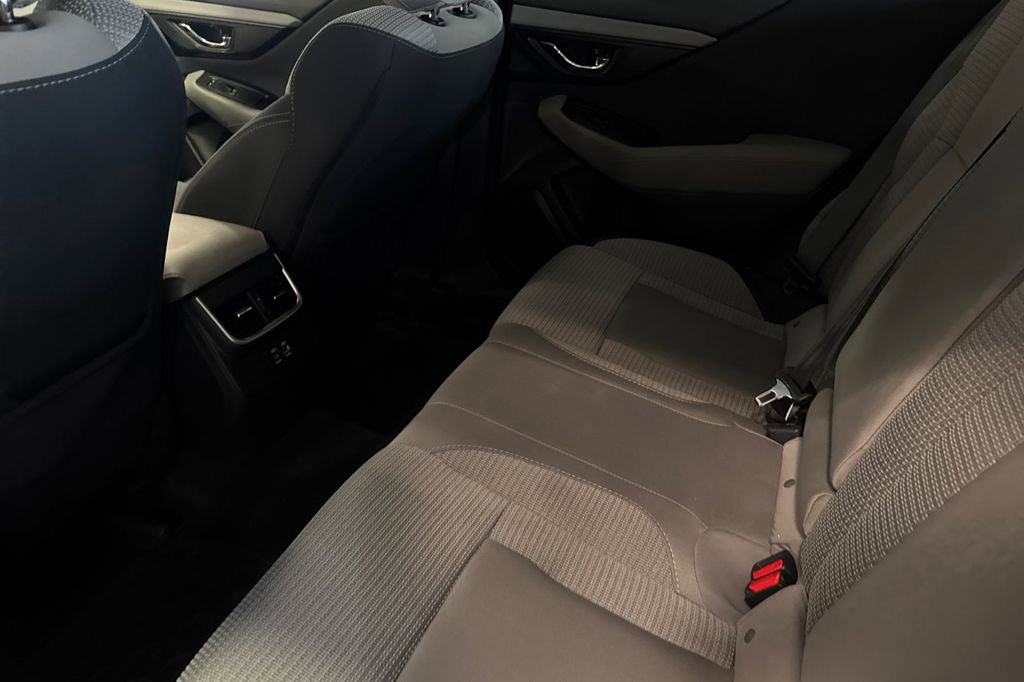 Used 2025 Subaru Outback Premium image 12