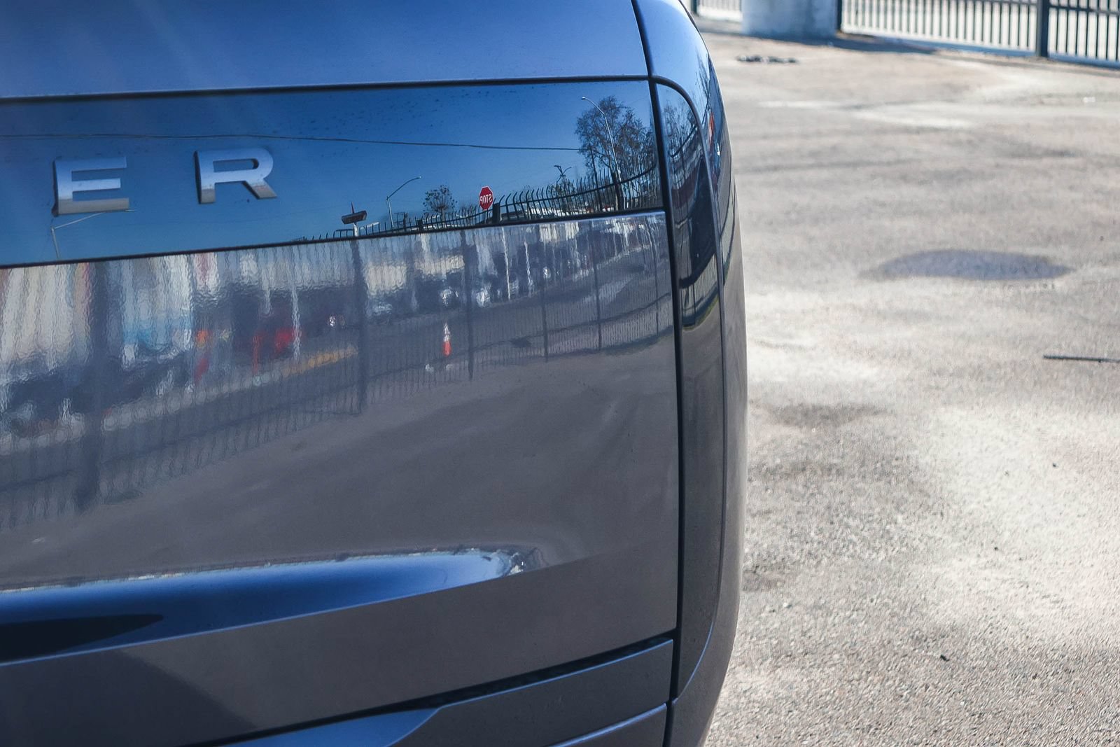 New 2026 Land Rover Range Rover SE AWD/4WD image 11