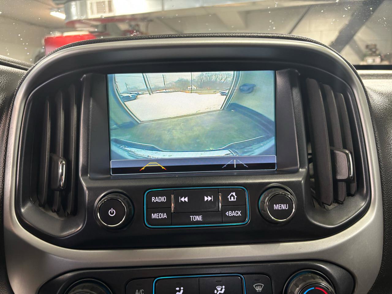 Used 2018 Chevrolet Colorado LT AWD/4WD image 26