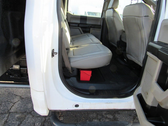 Used 2018 Ford F550 4x4 Crew Cab Super Duty image 18