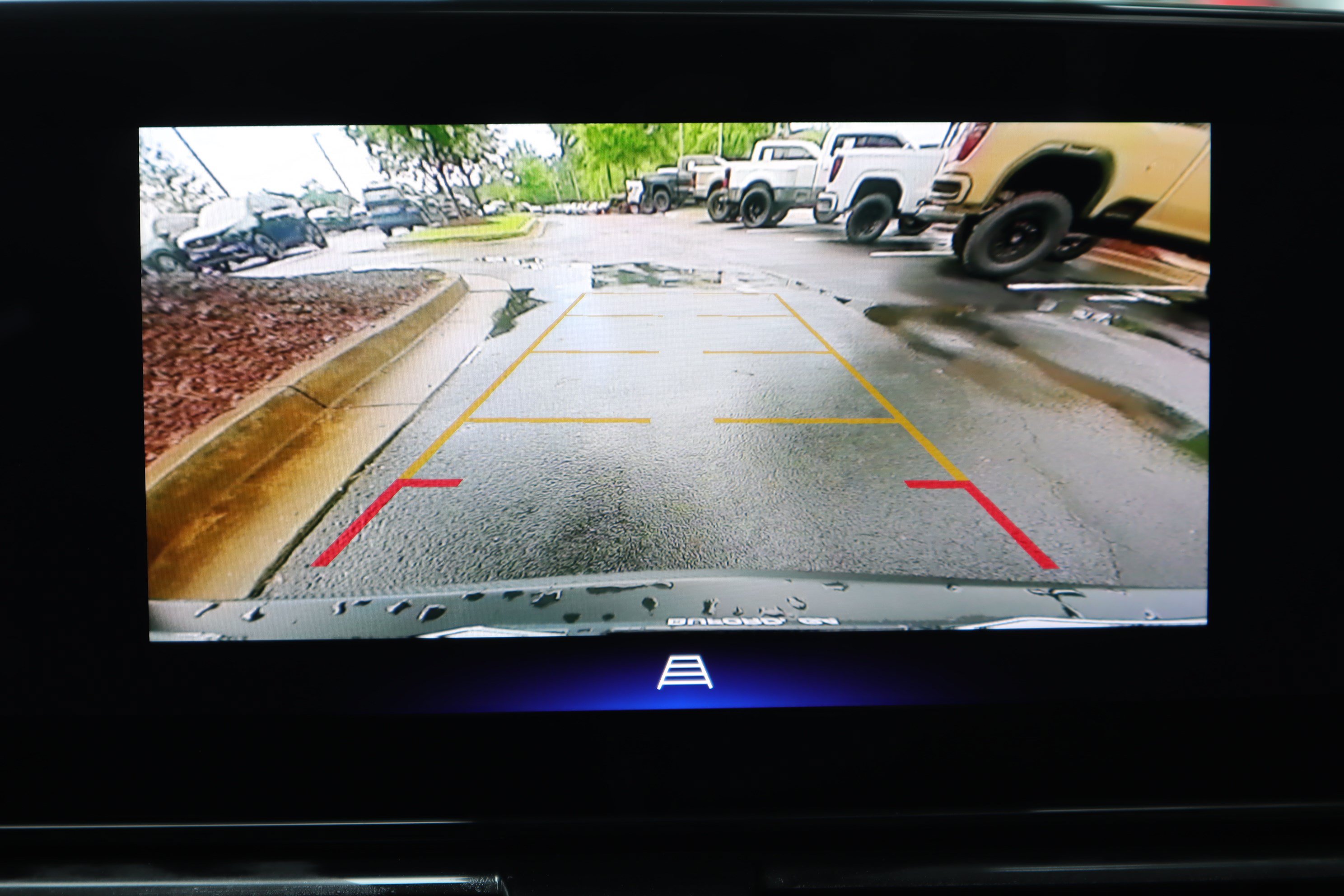 Used 2024 Chevrolet TrailBlazer RS w/ Convenience Package FWD image 13