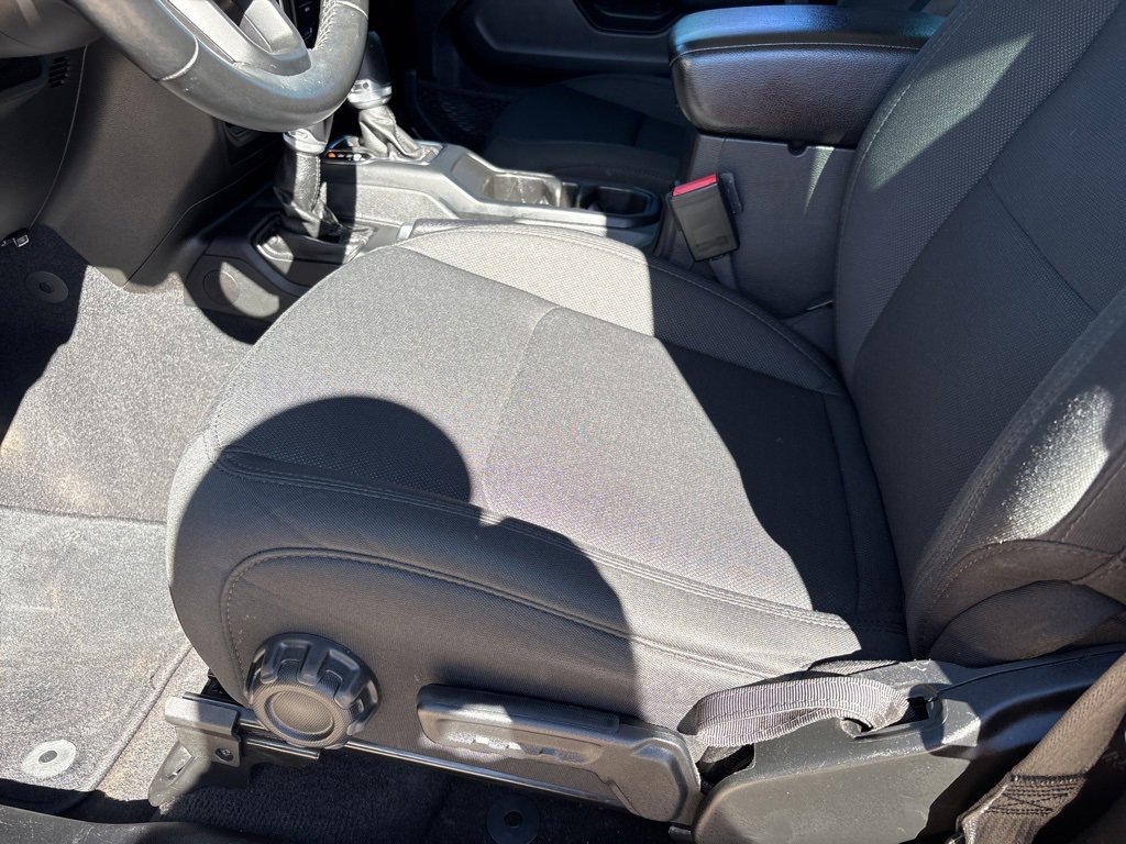 Used 2021 Jeep Wrangler Willys image 16