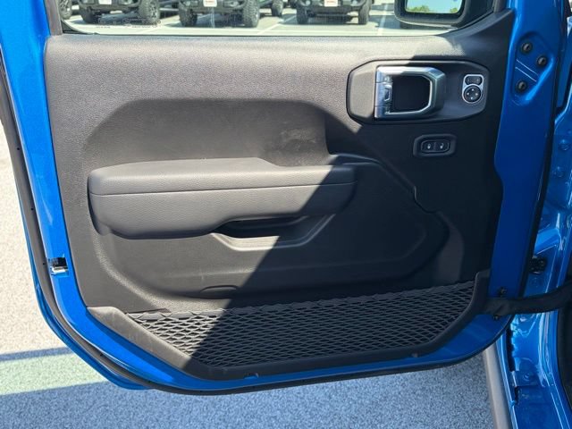 New 2026 Jeep Gladiator Mojave w/ Safety Group AWD/4WD image 12