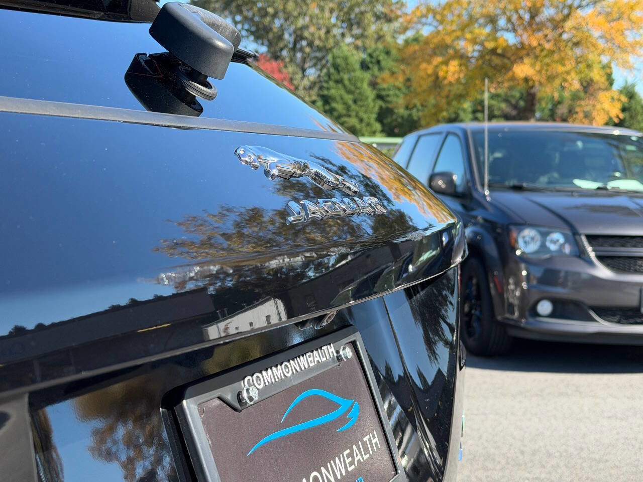 Used 2020 Jaguar F-PACE S image 19