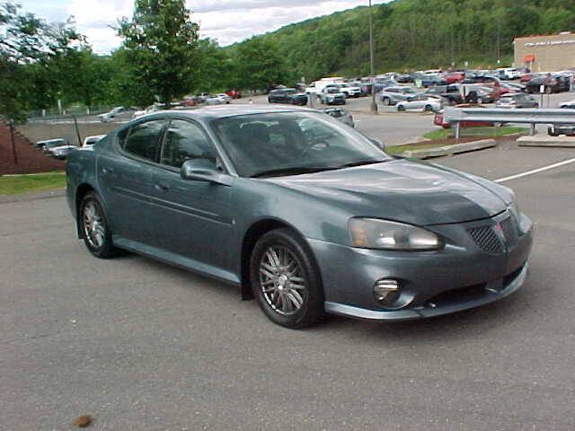 Used 2007 Pontiac Grand Prix GT w/ Special Edition Package FWD image 1
