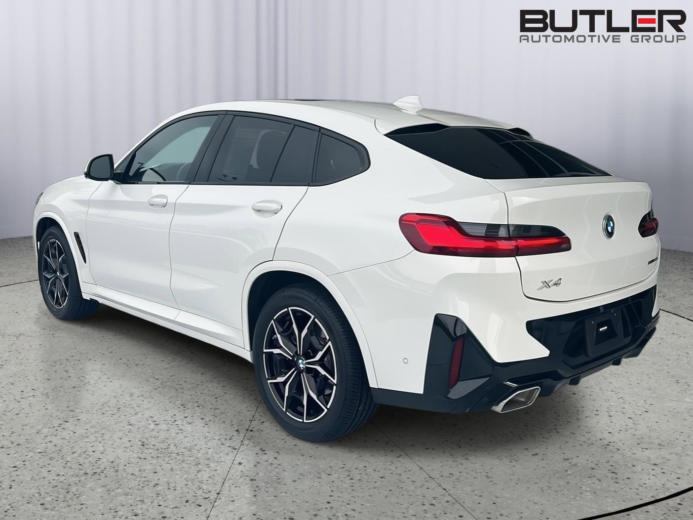 Certified 2022 BMW X4 xDrive30i w/ M Sport Package 2 image 4