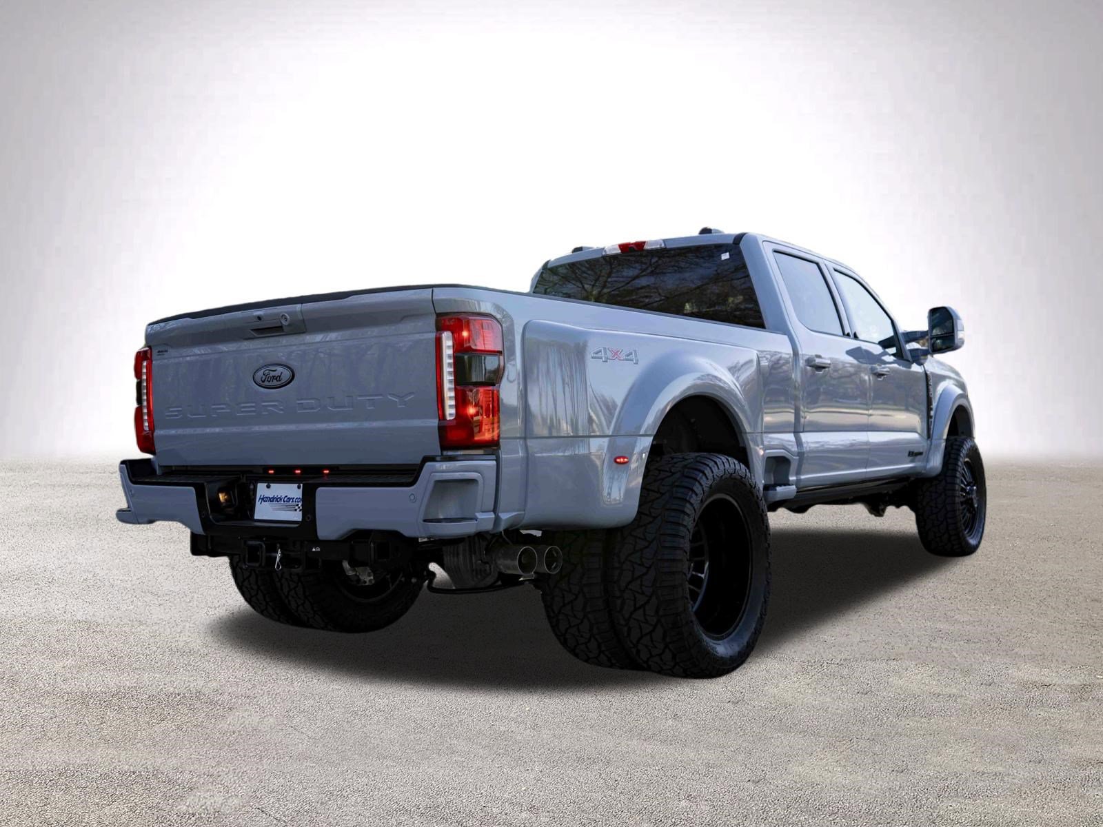 Used 2026 Ford F450 Lariat AWD/4WD image 9