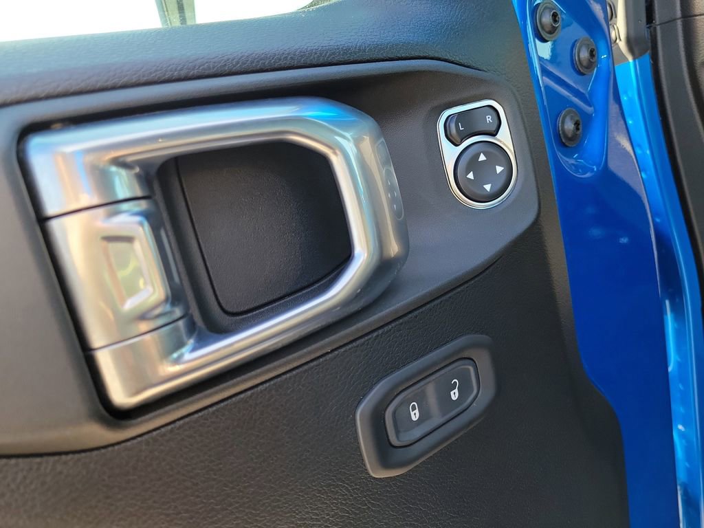 Used 2021 Jeep Wrangler Unlimited Rubicon w/ LED Lighting Group image 19