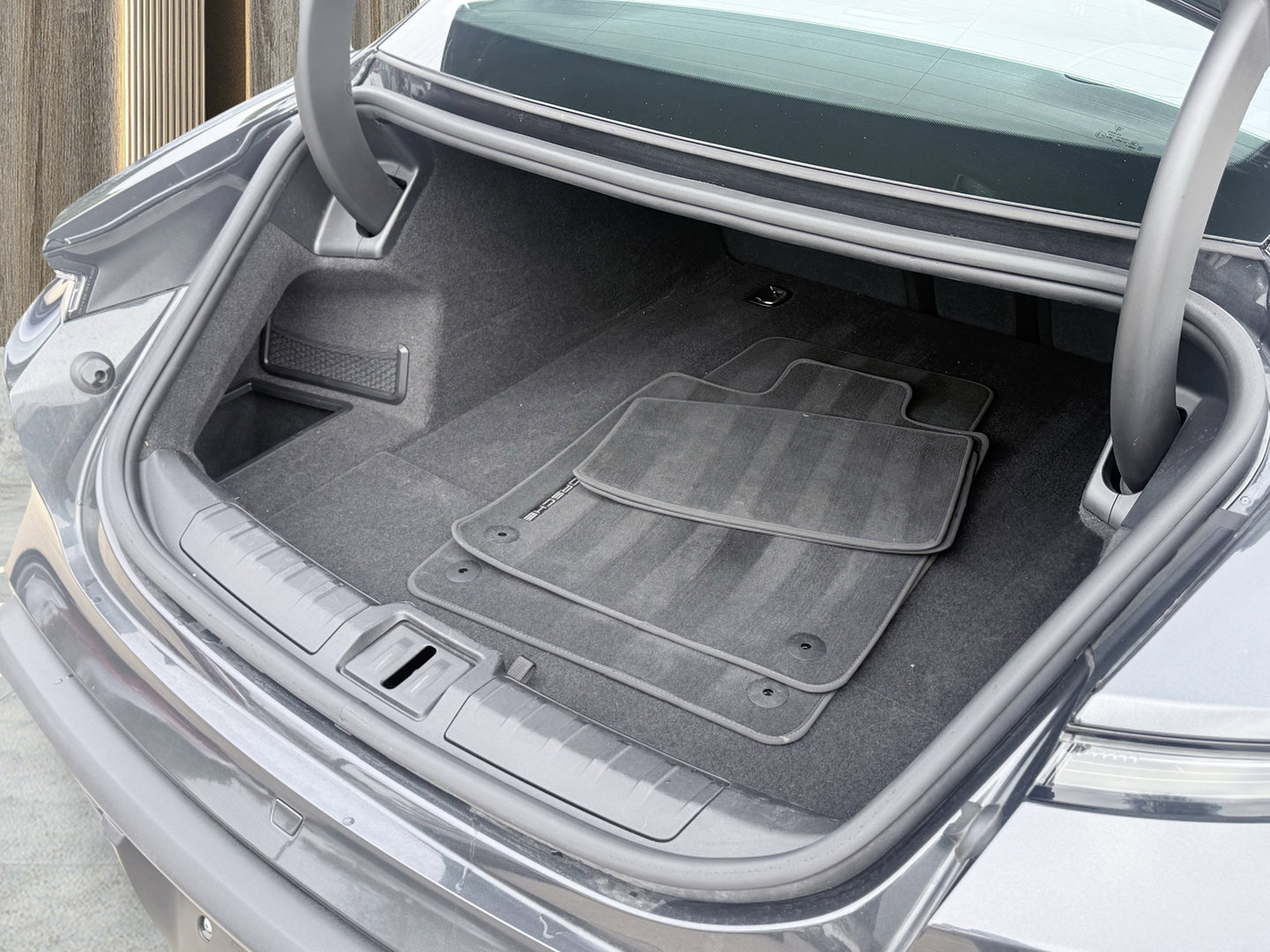 Used 2023 Porsche Taycan image 65