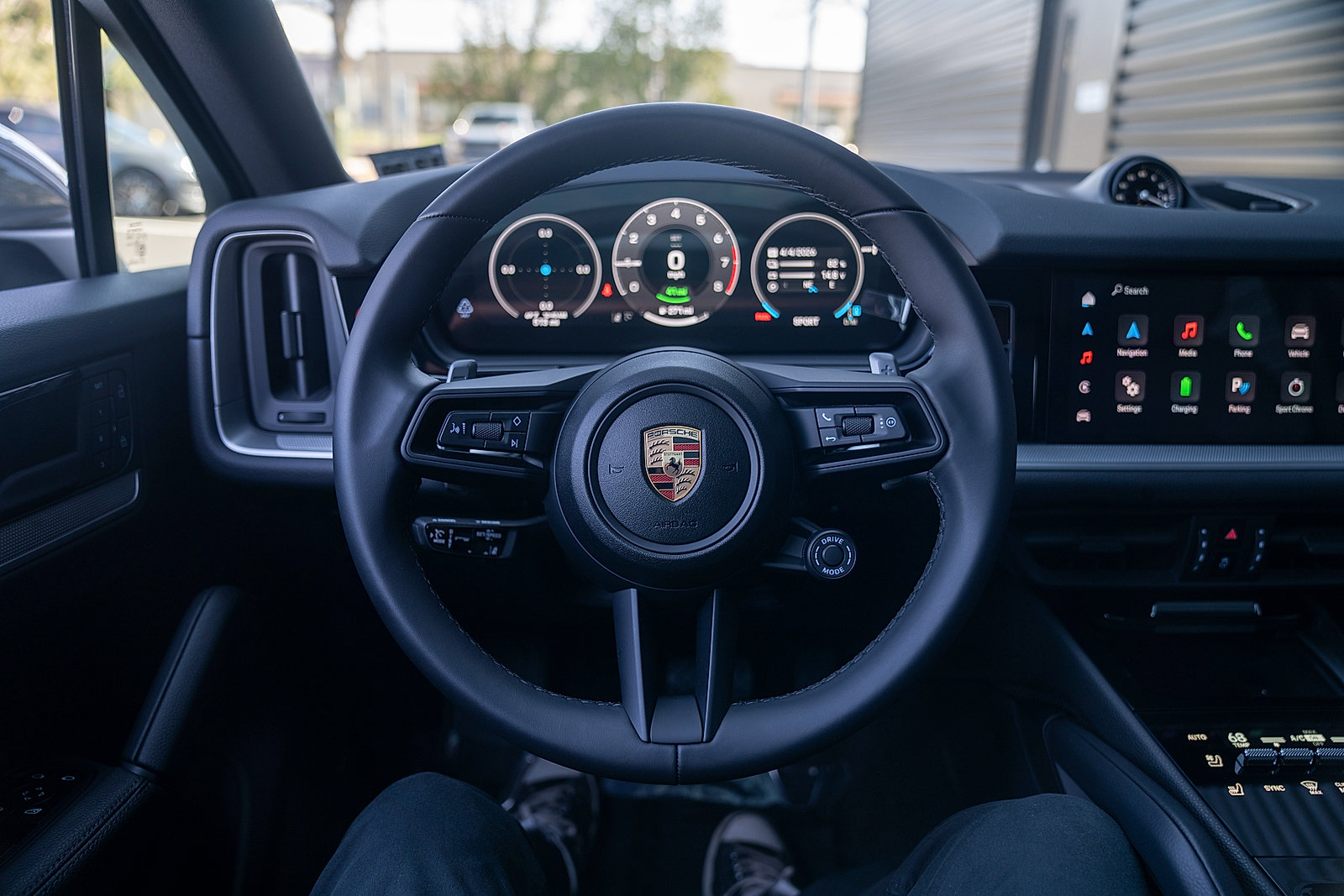 Certified 2025 Porsche Cayenne E-Hybrid Coupe AWD/4WD image 6
