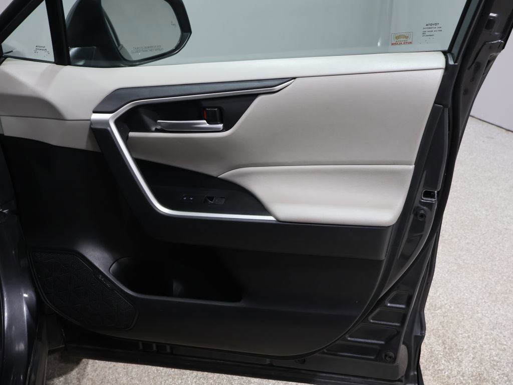 Certified 2023 Toyota RAV4 XLE Premium image 24