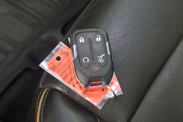 Used 2021 GMC Acadia AT4 w/ Technology Package image 40