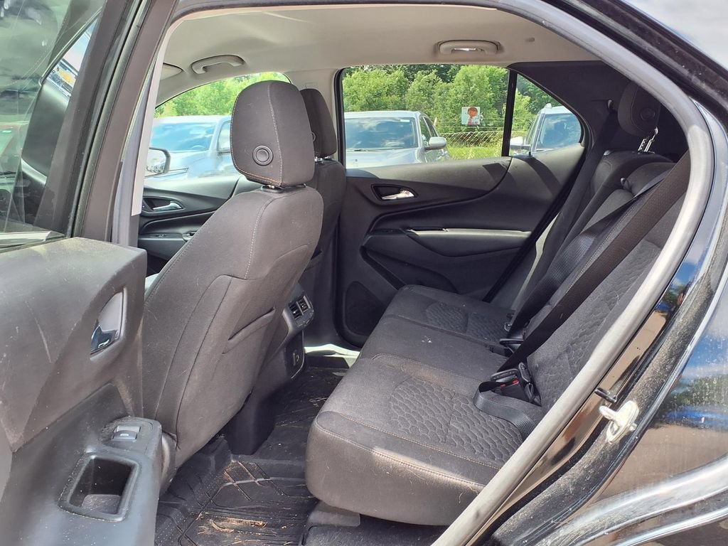 Used 2019 Chevrolet Equinox LT w/ Driver Convenience Package FWD image 9