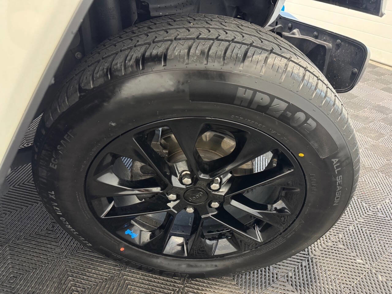 Used 2022 Jeep Wrangler Unlimited Sahara w/ Cold Weather Group image 48