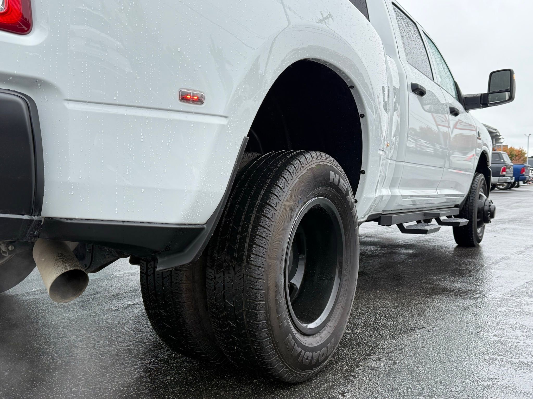 Used 2024 RAM 3500 Tradesman w/ Convenience Group image 13