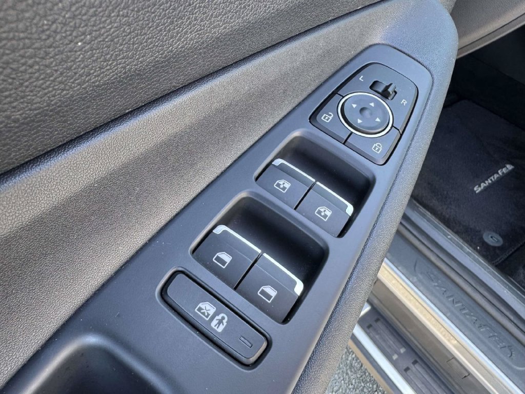 Used 2023 Hyundai Santa Fe XRT AWD/4WD image 19