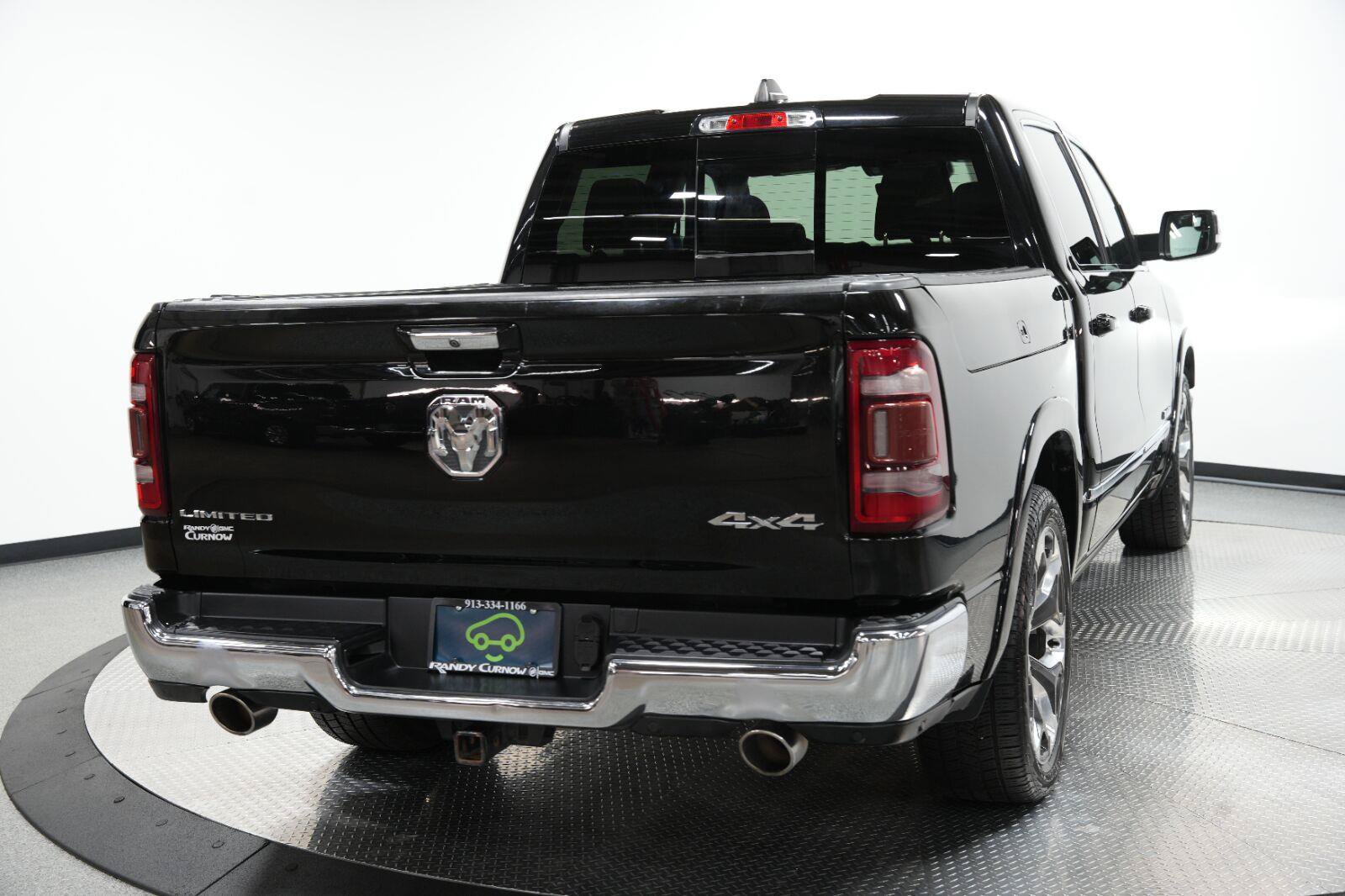 Used 2019 RAM 1500 Limited AWD/4WD image 11