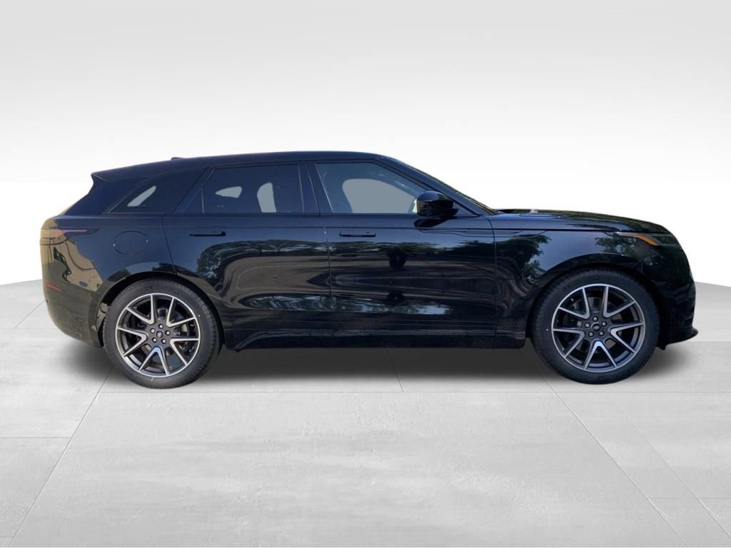 New 2026 Land Rover Range Rover Velar Dynamic SE image 5
