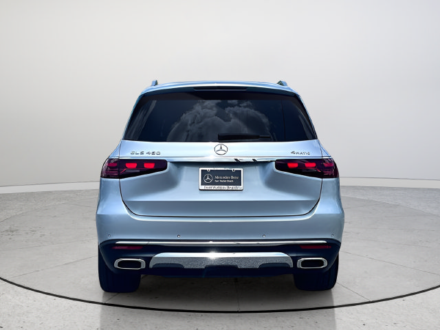 Used 2025 Mercedes-Benz GLS 450 4MATIC image 4