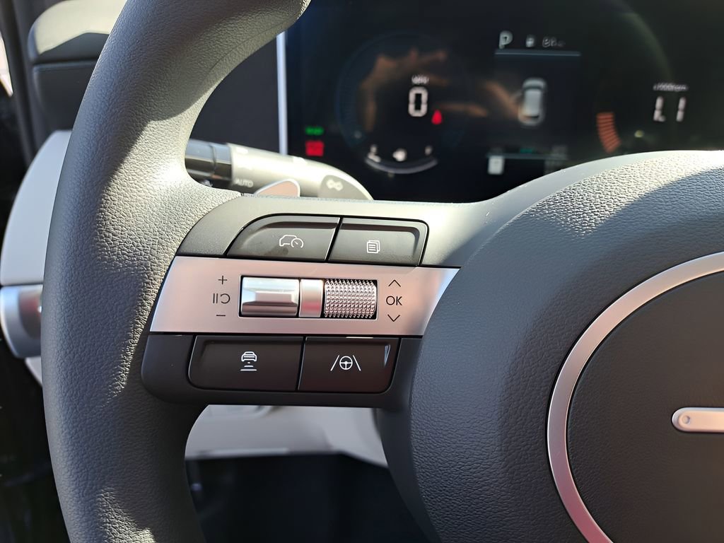 New 2026 Hyundai Tucson Blue SE AWD/4WD image 18