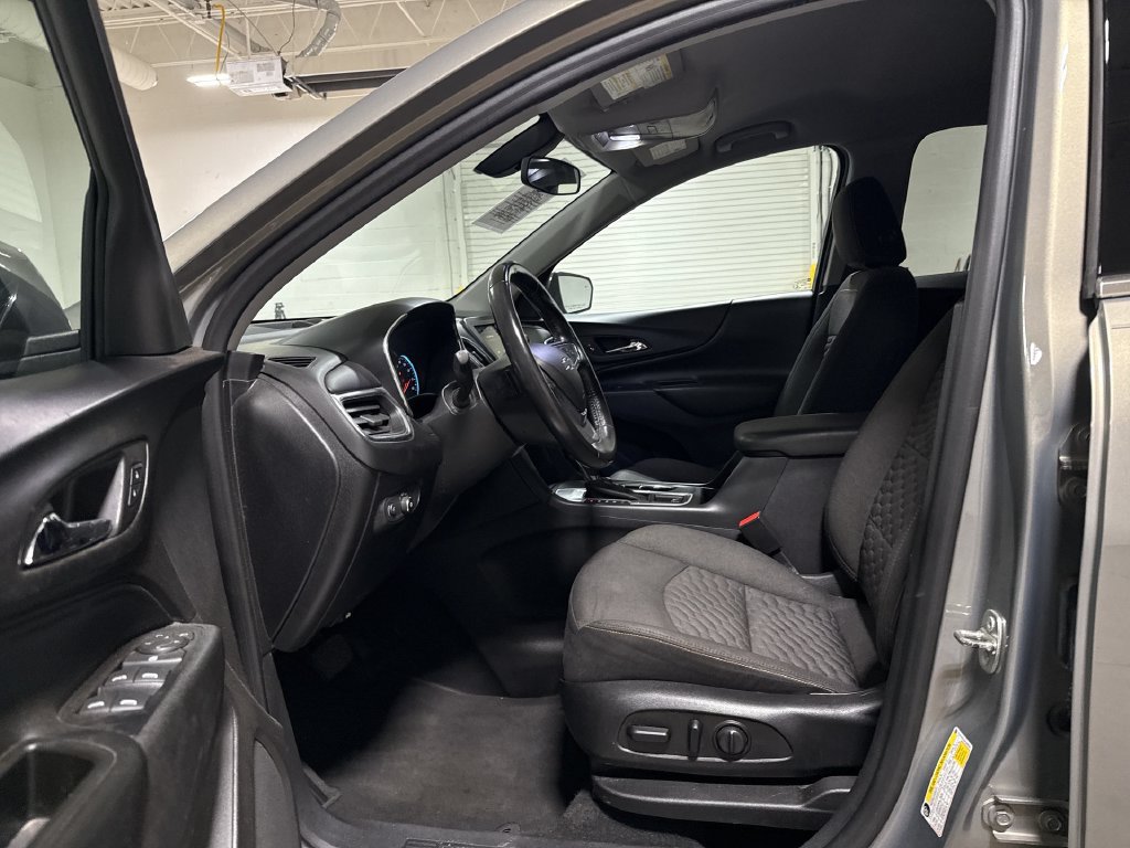 Used 2019 Chevrolet Equinox LT FWD image 19
