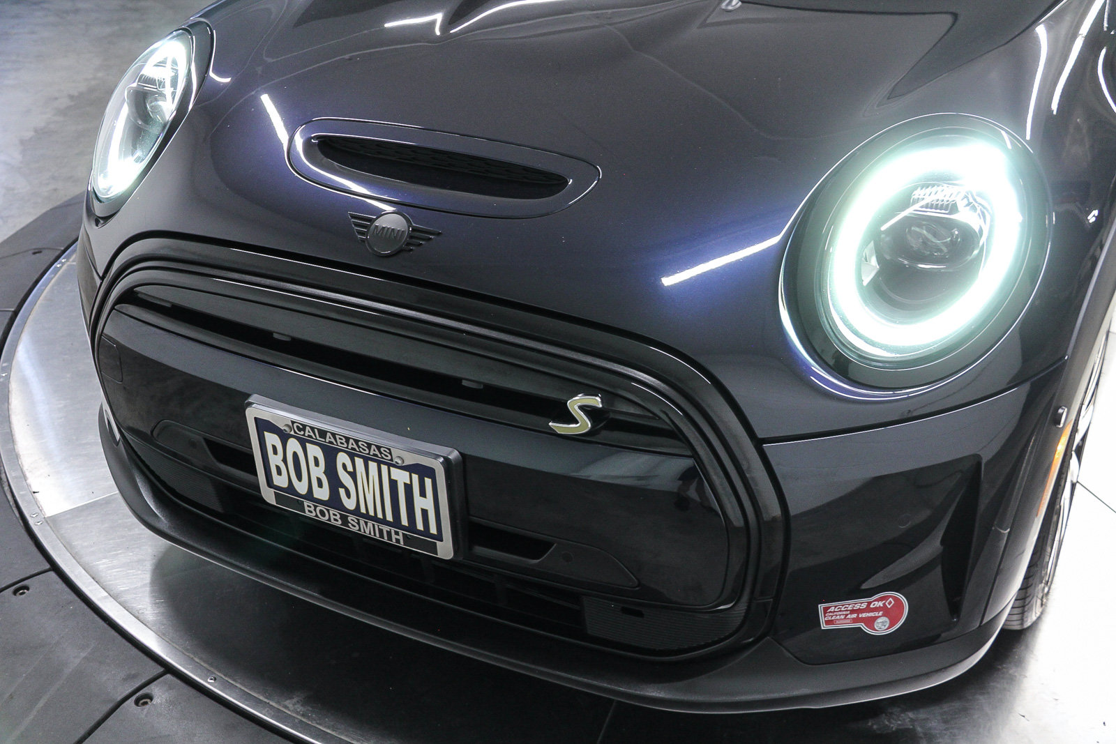Certified 2024 MINI Cooper SE FWD image 11