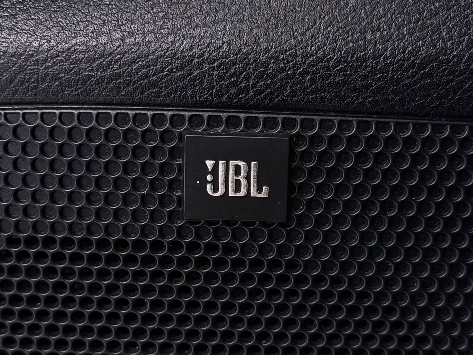 Used 2016 Toyota Tacoma TRD Sport image 9