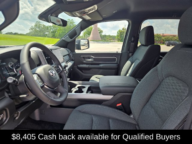 New 2026 RAM 1500 Big Horn w/ Night Edition AWD/4WD image 9