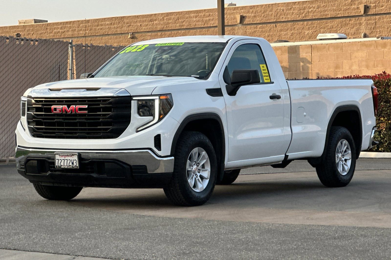 Certified 2023 GMC Sierra 1500 Pro w/ Convenience Package image 8