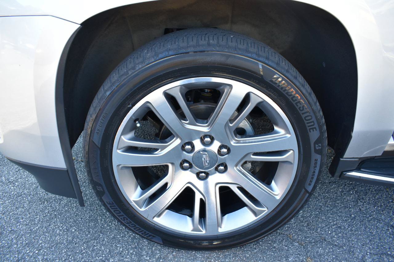 Used 2016 Cadillac Escalade Luxury AWD/4WD image 35